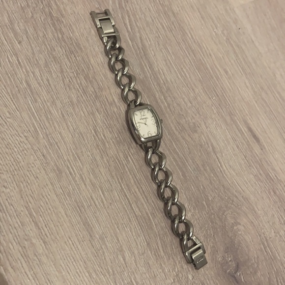 Silver Fossil Watch - Picture 2 of 4